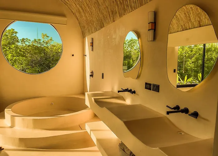Casa Tira - Your Luxury Jungle Mansion In *