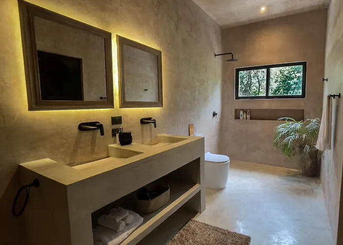 Casa Tira - Your Luxury Jungle Mansion In Villa