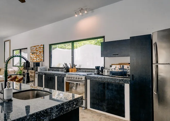 Villa Casa Tira - Your Luxury Jungle Mansion In *